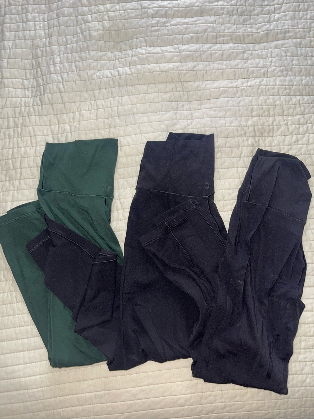 Aerie offline 3-Pack High-Waist Leggings in Green and Black